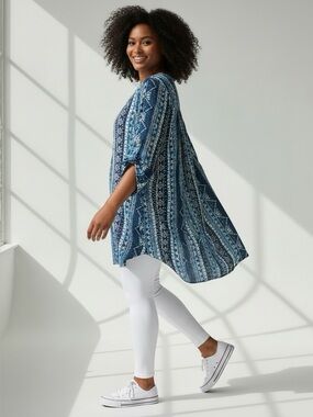 Women's Blue & White Geometric Shibori Inspired Print Tunic Top